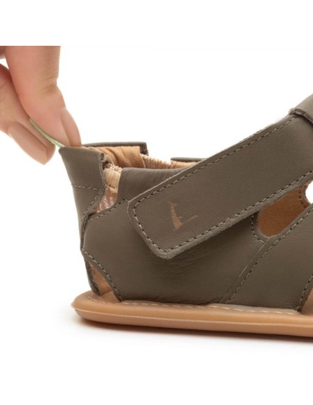 Sandalias respetuosas Tip Toey Joey Sandy Verde