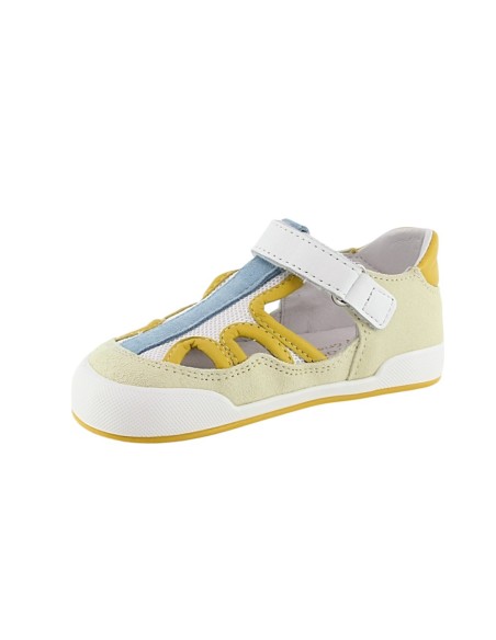 Sandalias cerradas barefoot Blanditos Estela Amarillo