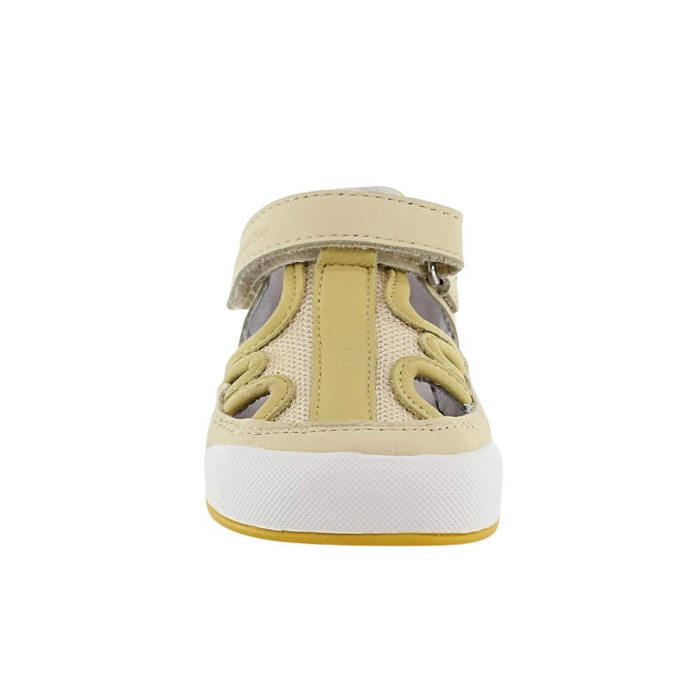 Sandalias cerradas barefoot Blanditos Estela Vainilla