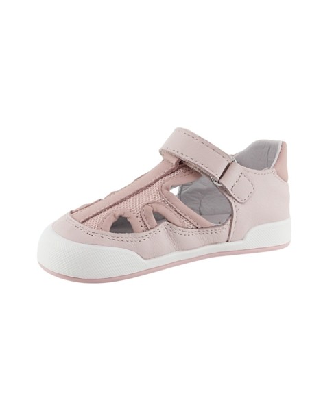 Sandalias cerradas barefoot Blanditos Estela Rosa