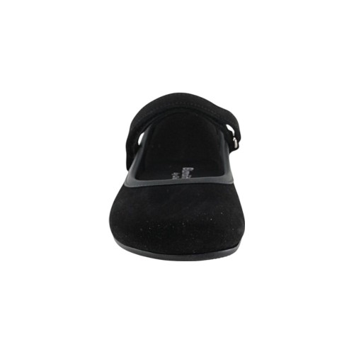 Merceditas Barefoot Banditos Ballet Negro. 2