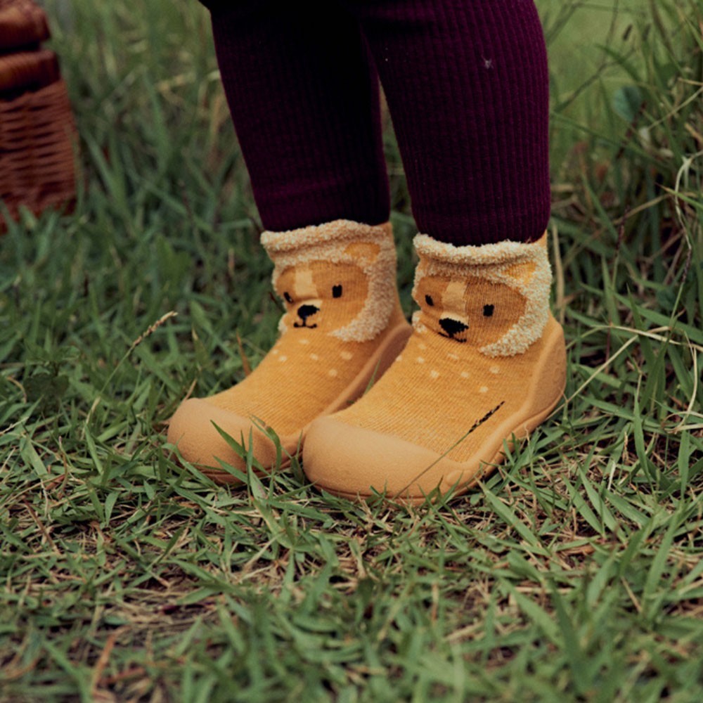 Zapatos Attipas Zootopia Lion Amarillo