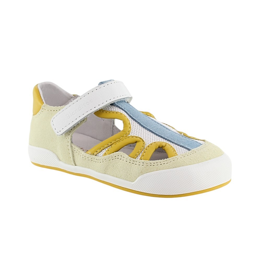 Sandalias cerradas barefoot Blanditos Estela Amarillo